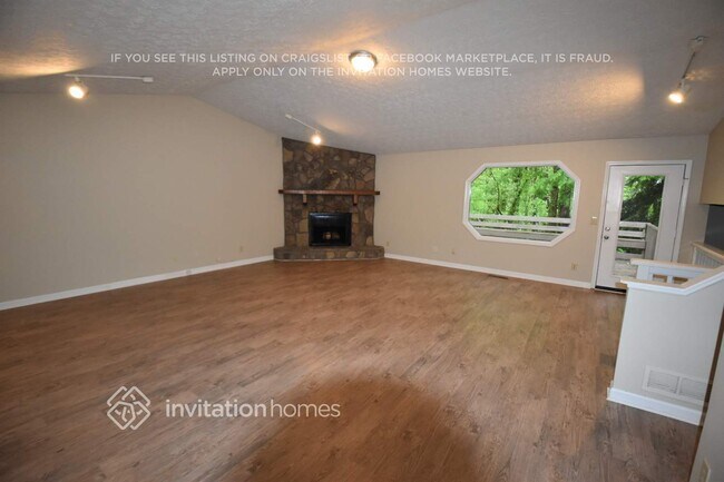Foto del edificio - 3427 Hill Ln