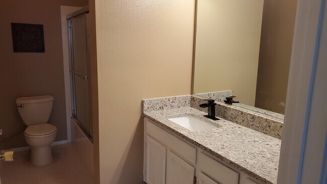 Building Photo - 1521 Spring Gate Dr.