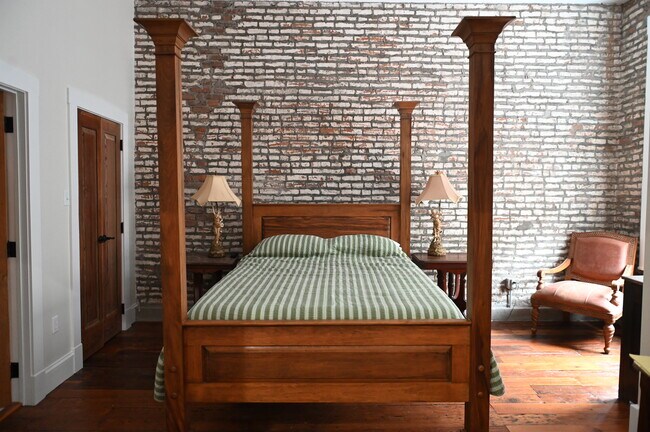 Foto del edificio - 1207 Washington St