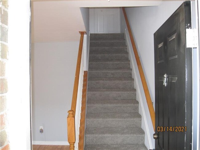 Foto del edificio - 800 Summer Pl NW