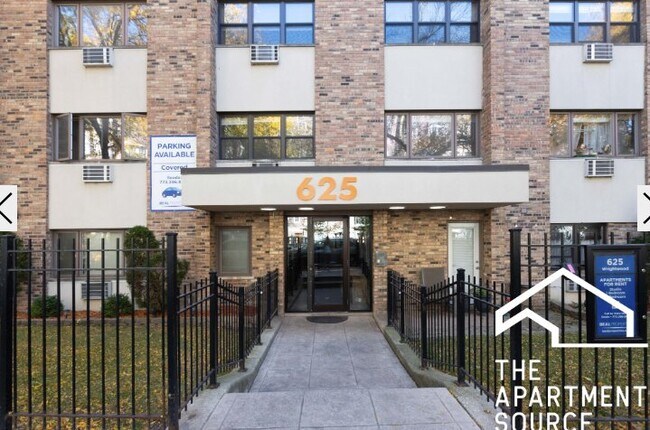 Building Photo - 625 W Wrightwood Ave