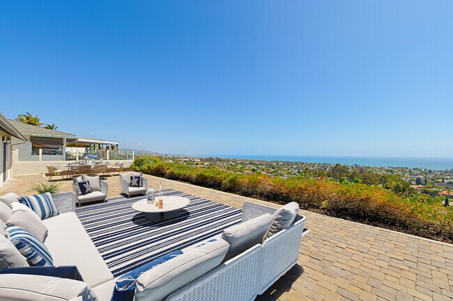 Virtually staged - 4021 Via Manzana
