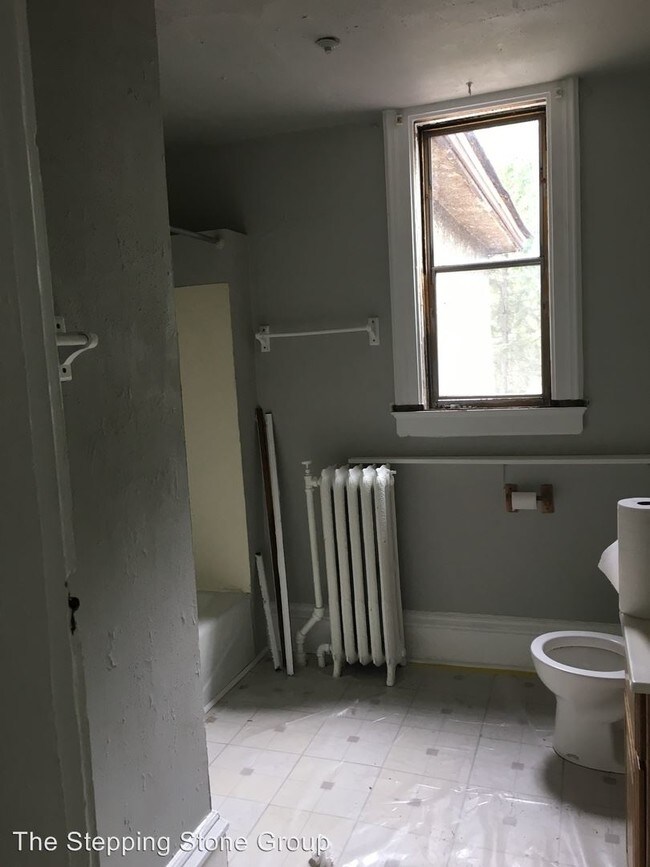 Foto del edificio - 2835-2837 Williams Ave SE