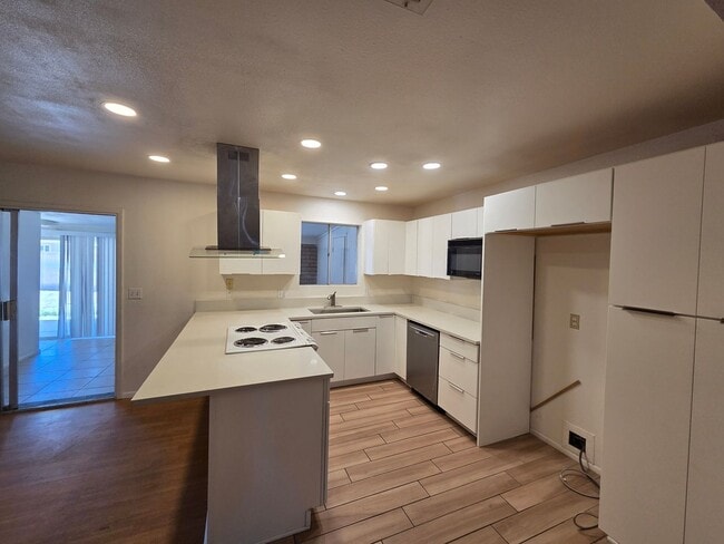 Building Photo - Beautiful 4 bed - 2 bath in Mesa!