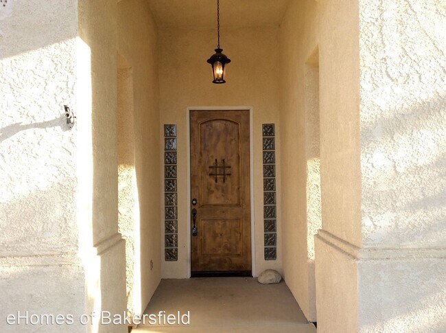 Foto del edificio - 3 br, 2 bath House - 6427 New Dawn Ct