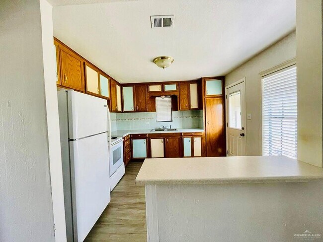 Foto del edificio - 17 Vine Ave