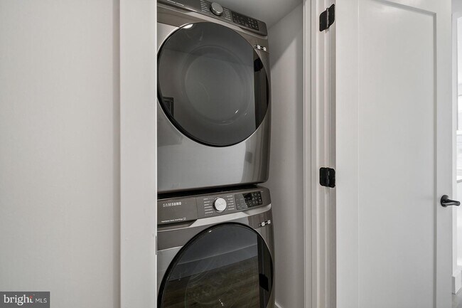 Foto del edificio - 4117 Westminster Ave