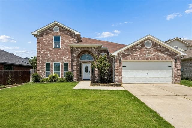 Building Photo - 703 Fossil Hill Dr