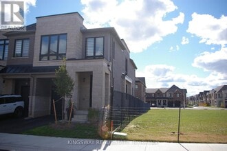 Building Photo - 1412 National Cmn
