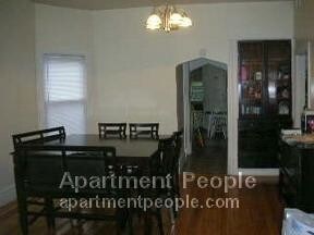 Building Photo - 1644 N Sawyer Ave