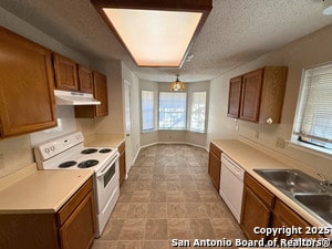 Foto del edificio - 6347 Scrub Jay