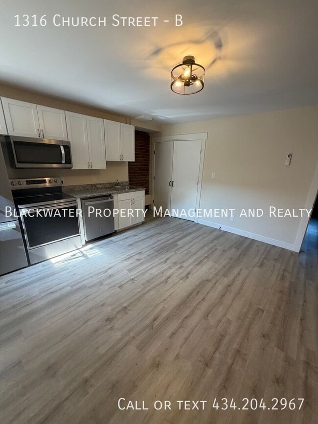 Photo - 1316 Church Street-B Apartment