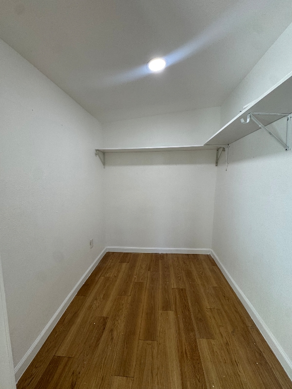 Building Photo - 2806 W Melvin St