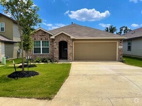 Building Photo - 4910 Bunker Dr