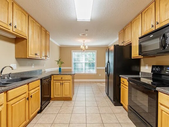 Foto del edificio - 4088 Haydens Way