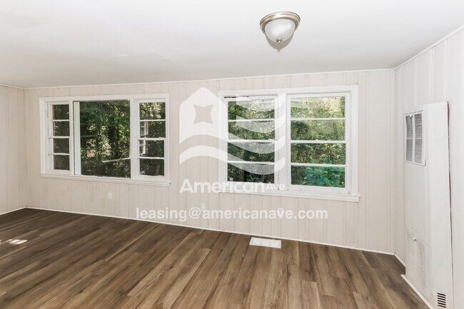 Foto del edificio - 1170 Briarcliff Rd