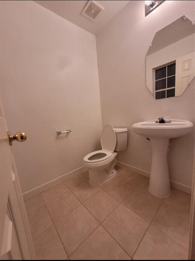 Building Photo - 10127 Twila Springs Ct