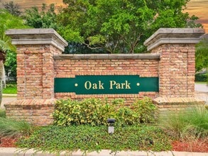 Building Photo - 2957 Oak Park Cir