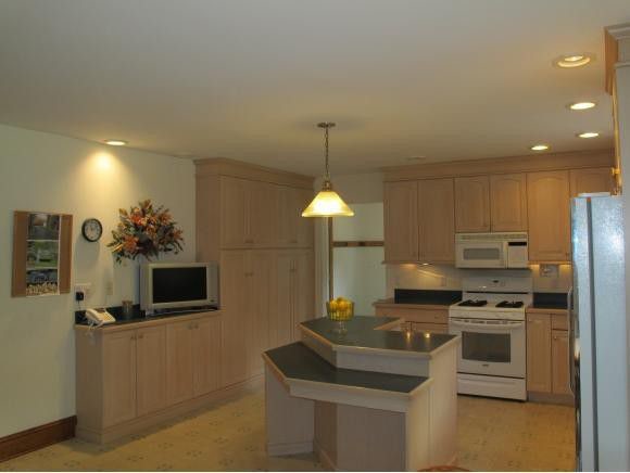 Foto del edificio - 2863 Tingley Lake Rd