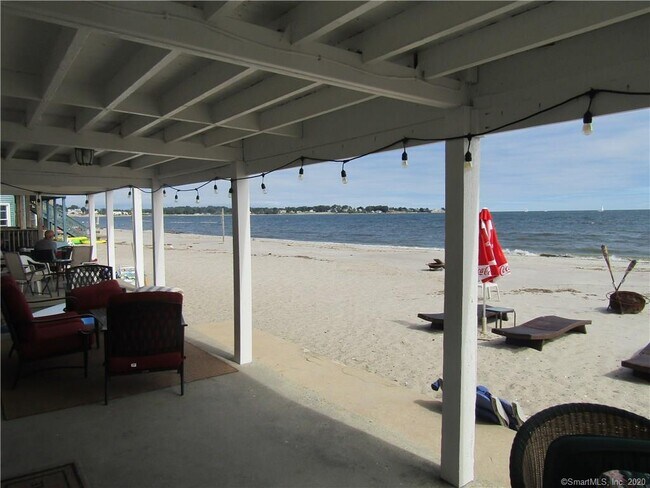 Foto del edificio - 779 E Broadway