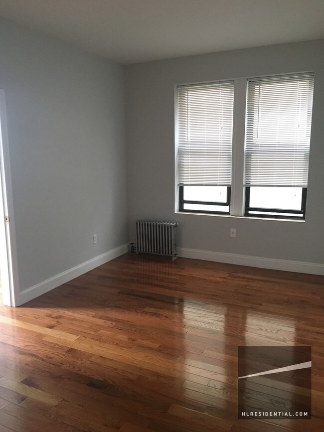 Foto del edificio - 3106 42nd St