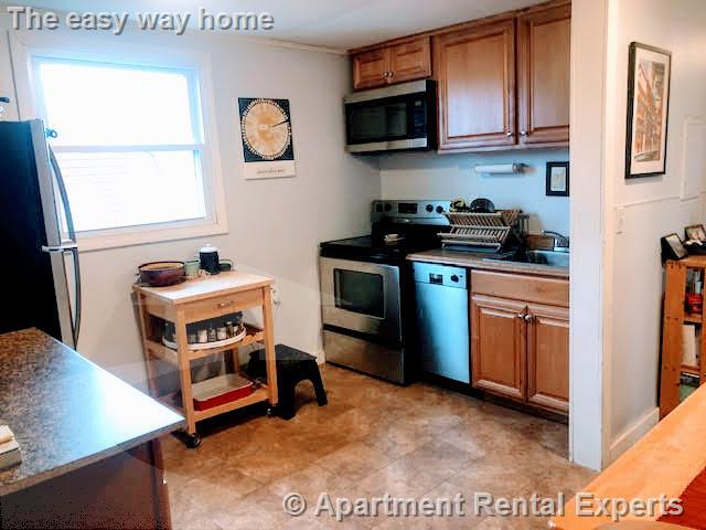 Foto del edificio - 4 room 2 bed on Bike Path to Davis - 10 mi...