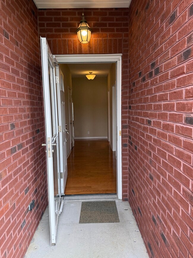 Entrance1 - 7742 Ellisville Ln