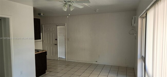 Foto del edificio - 1333 NW 15th St
