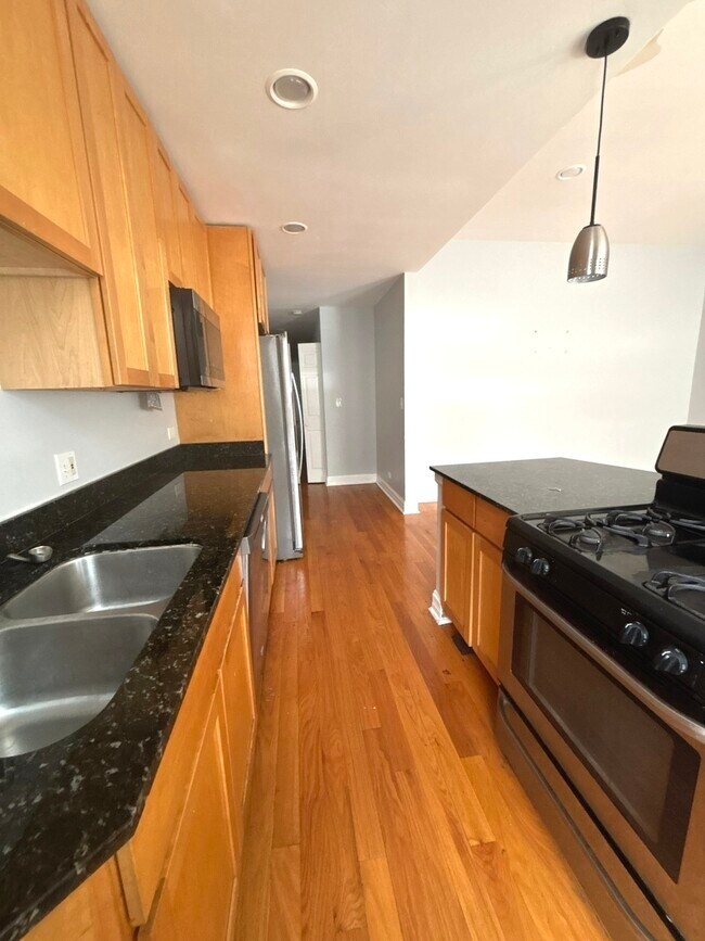 Foto del edificio - 5837 S Calumet Ave