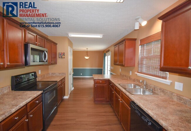 Foto del edificio - Wonderful 3BR home in Murfreesboro! Zoned for new Poplar Hill Elementary/Middle!