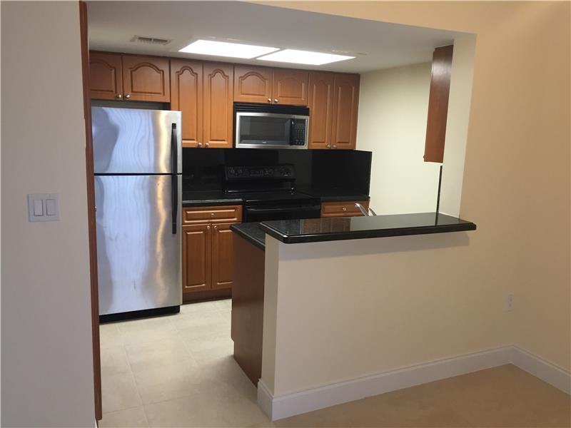 3237 Coral Lake Way, Coral Springs, FL 33065 Condo for Rent in Coral