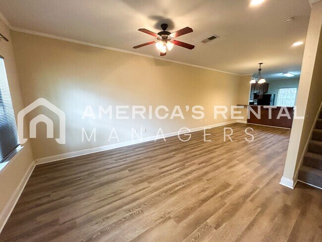 Foto del edificio - MOVE IN SPECIAL!!! - Town Home For Rent In Tuscaloosa, AL! - Sign a lease by 4/30 to receive a $5...
