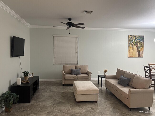 Foto del edificio - 2846 Via Piazza Loop