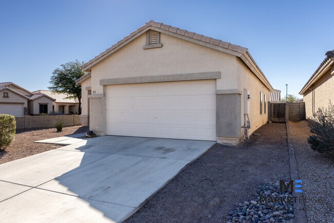 Building Photo - 3Bed/2Bath House in Buckeye! $1399 Move-In...