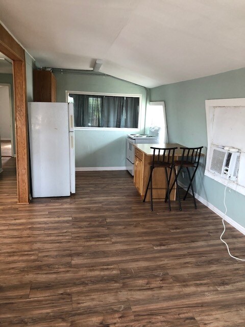 Foto principal - 524 3rd St S