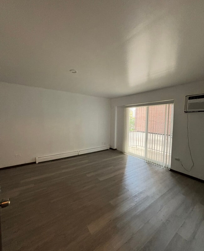 Building Photo - 3060 Bernice Ave