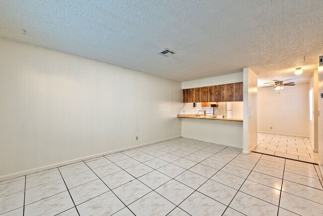 Foto del edificio - 5198 Greene Ln