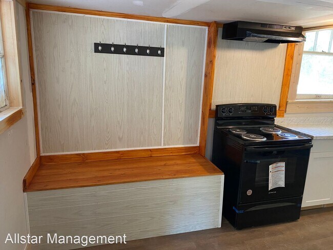 Foto del edificio - 3 br, 1 bath House - 1002 East Bankhead