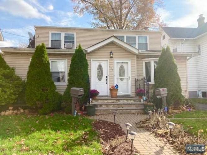 Primary Photo - 117 Feronia Way