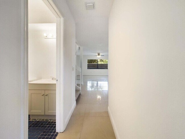 Foto del edificio - 4397 Rende Ln