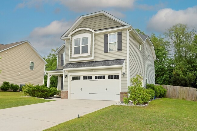 Building Photo - NEW LISTING!!!!!