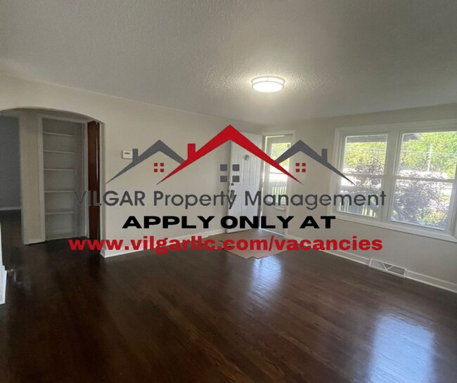 Foto del edificio - WOW! What a Home…3 spacious bedrooms and 2...