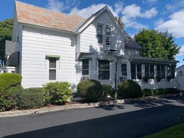 Primary Photo - 120 2nd St
