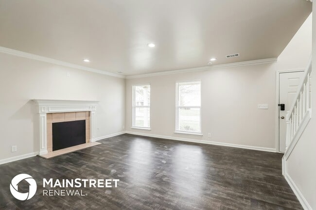 Building Photo - 10102 Spring Gate Dr