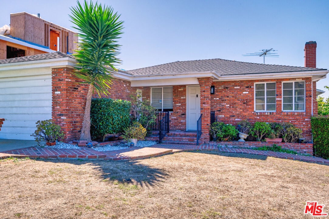 Foto principal - 3237 Midvale Ave
