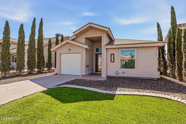 Foto del edificio - 12928 Alfredo Apodaca Dr