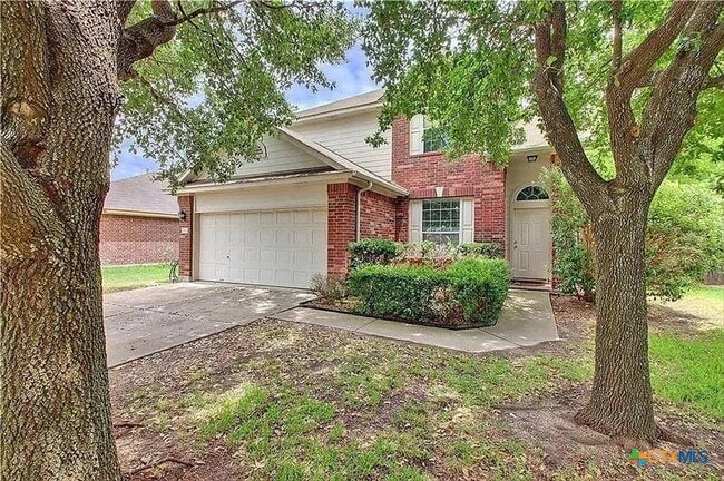 Building Photo - 2012 Huxley Ln