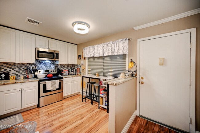 Building Photo - 88 Arrowood Rd