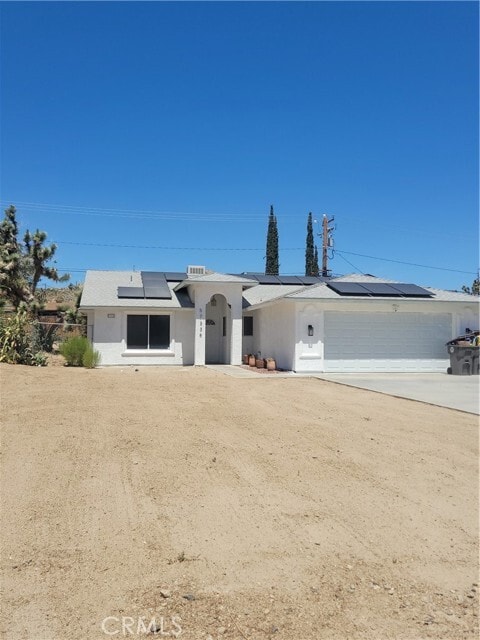 Building Photo - 57336 Crestview Dr