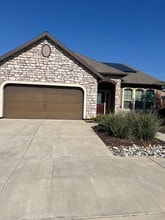 Building Photo - 3891 Duncan Ave